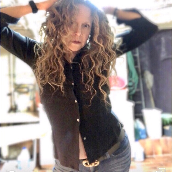 Meet your Posher, Kimberly - Picture 2 of 2